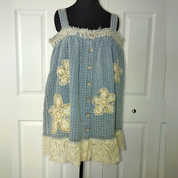 POL Blue and Cream Ruffled Sundress Size Medium - Picture 1 of 9